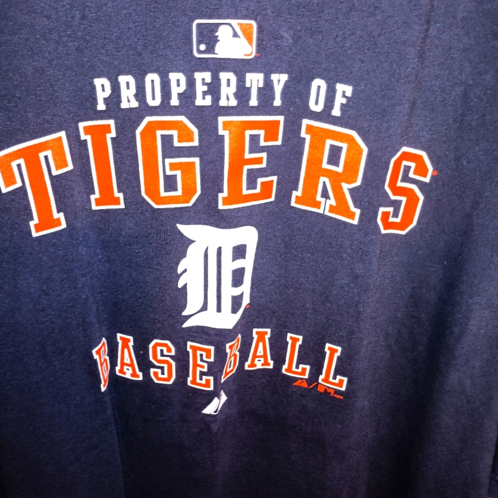 Majestic Athletic brand Detroit Tigers T-shirt for men size L in navy blue new w